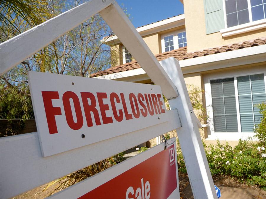 how to buy foreclosures